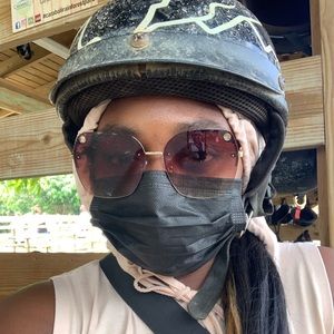 Meet your Posher, Alana